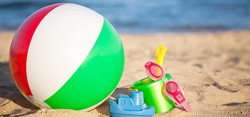 充气床、充气玩具、游泳圈、充气水池、充气船、沙滩球等PVC充气胶布产品